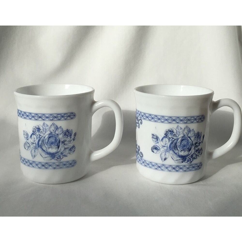 Arcopal France‎ Set of (2) Cups Blue Honorine Coffee Mug Swirl Milk White Glass